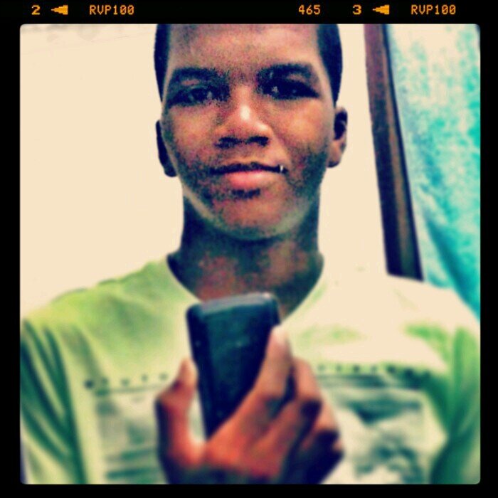 Opreee muita calma nessa hora,
avisa as bandida da área que agora os vilão tão de volta
tamo do jeitinho que elas gostam. :)
.....wpp 3184399739