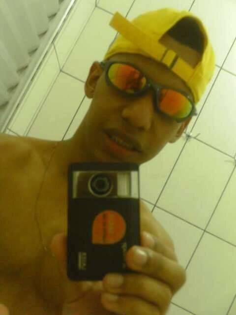 LEMBRO OQUE FUI NO PASSADO E NO QUUE HJ ME TORNEI