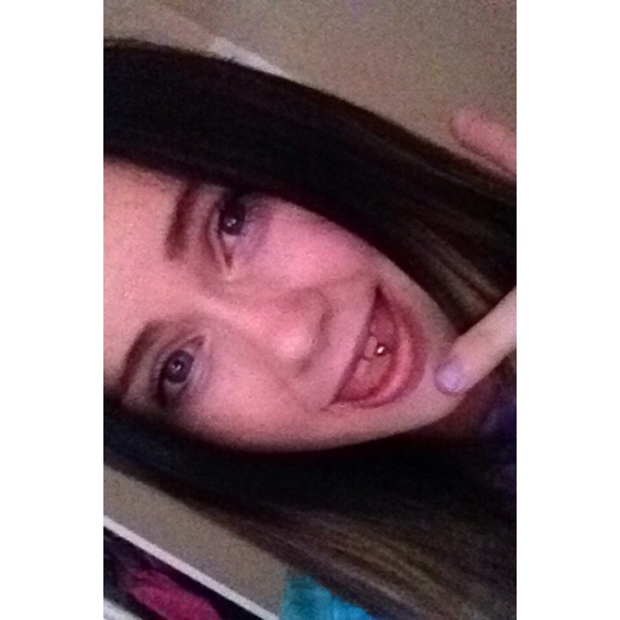 Instagram; carla_jade_
 I follow back ツ