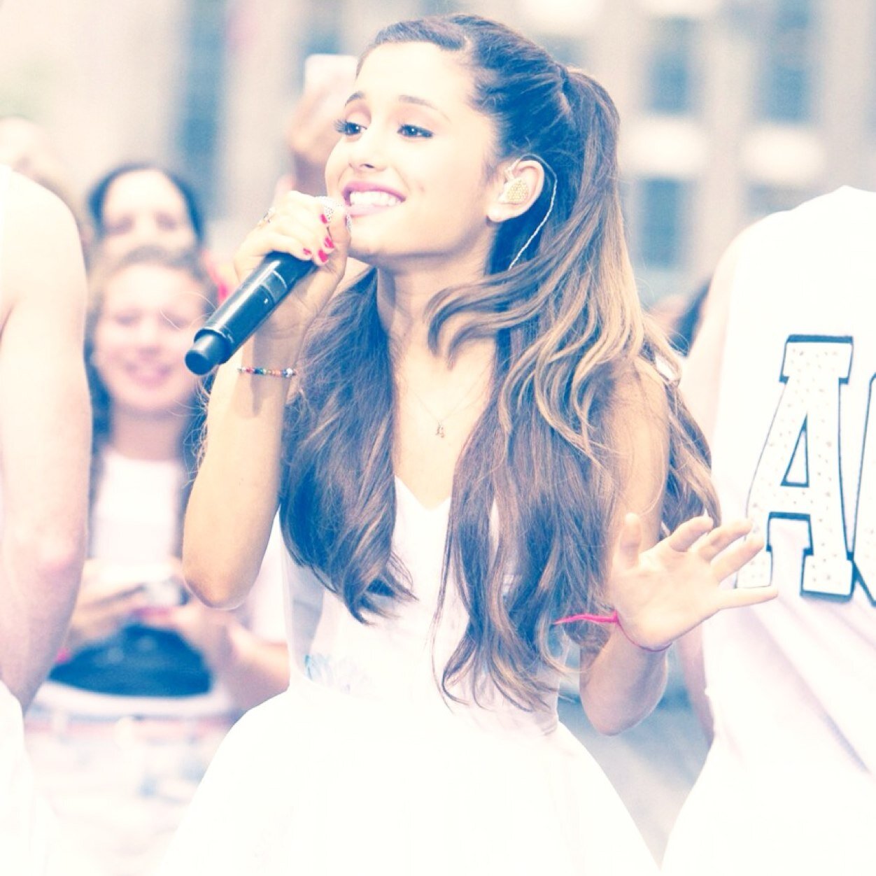 i follow back♡