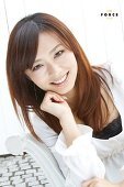 この笑顔に癒されるんだなあ!　　どこまでも追いかけたいそんな彼女です!