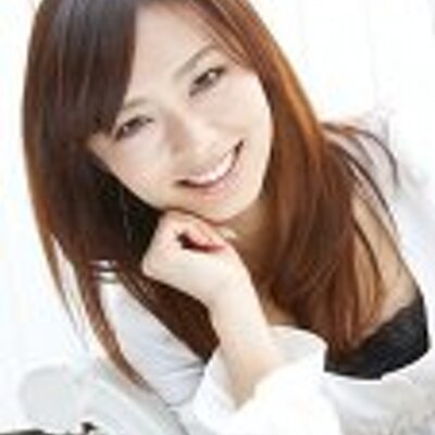 鷲尾伶菜狂に注目 水着やヘソ出しファッションを楽しむ前に へそのごまを簡単に掃除する方法 鷲尾伶菜まとめ Http T Co C9px21ybub