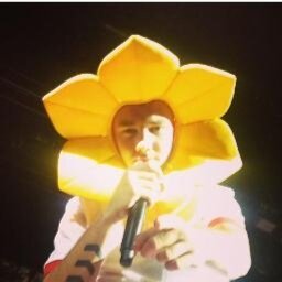 poopoopoorpi's profile picture.