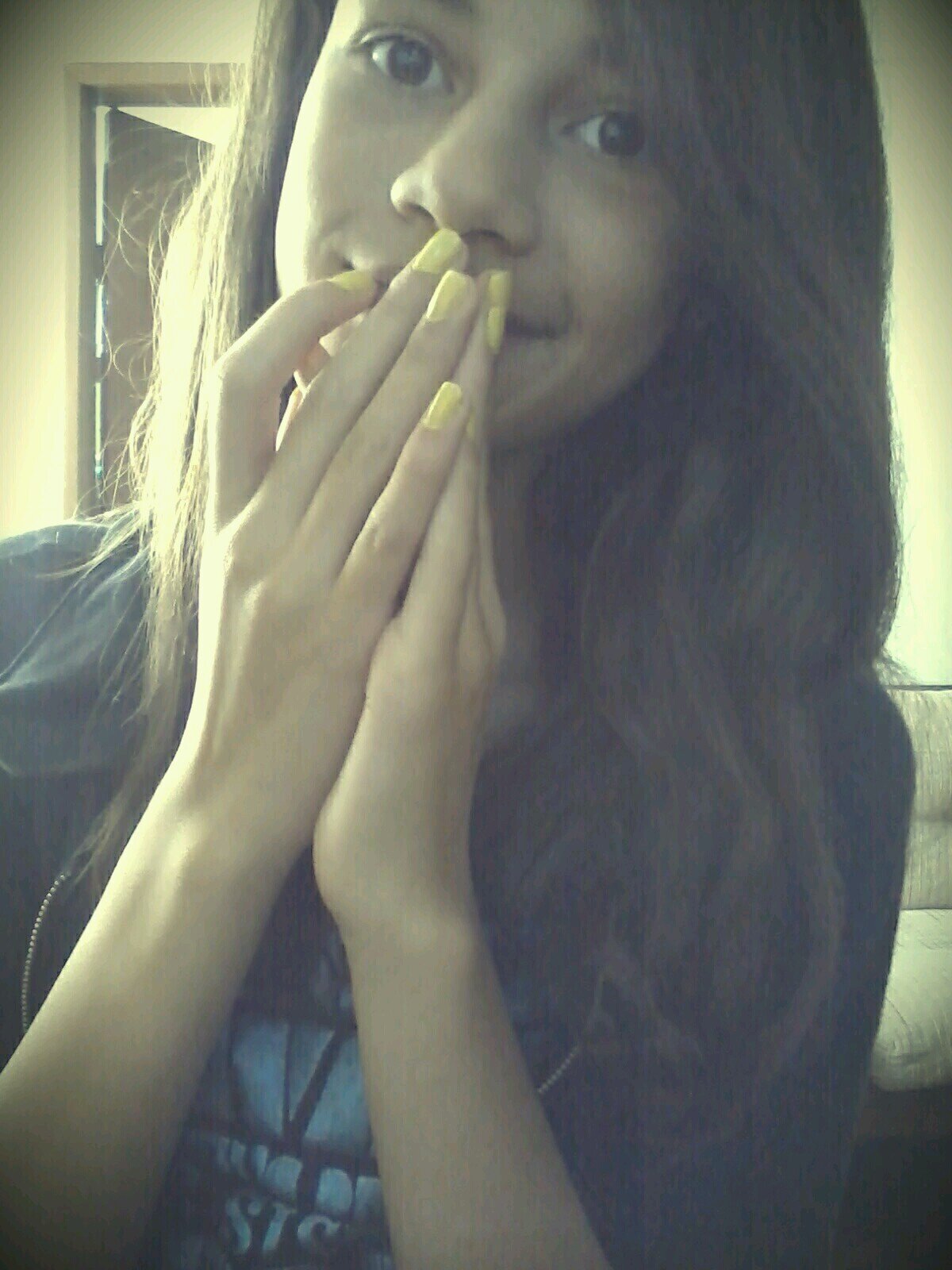 Future singer, lover of music, London and cute things. (I'm 13 years)