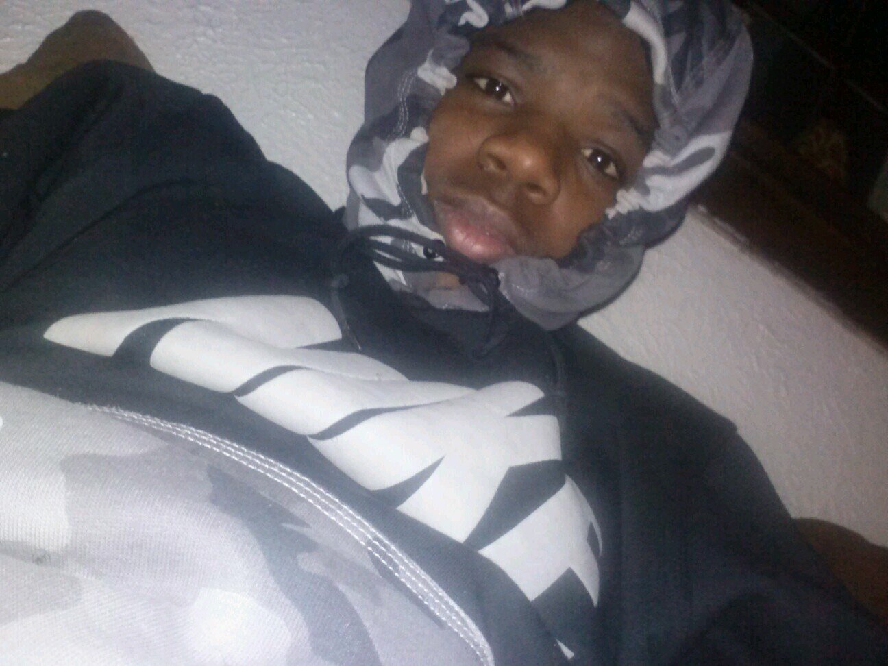MooMoo heree . Follow me @MKors__