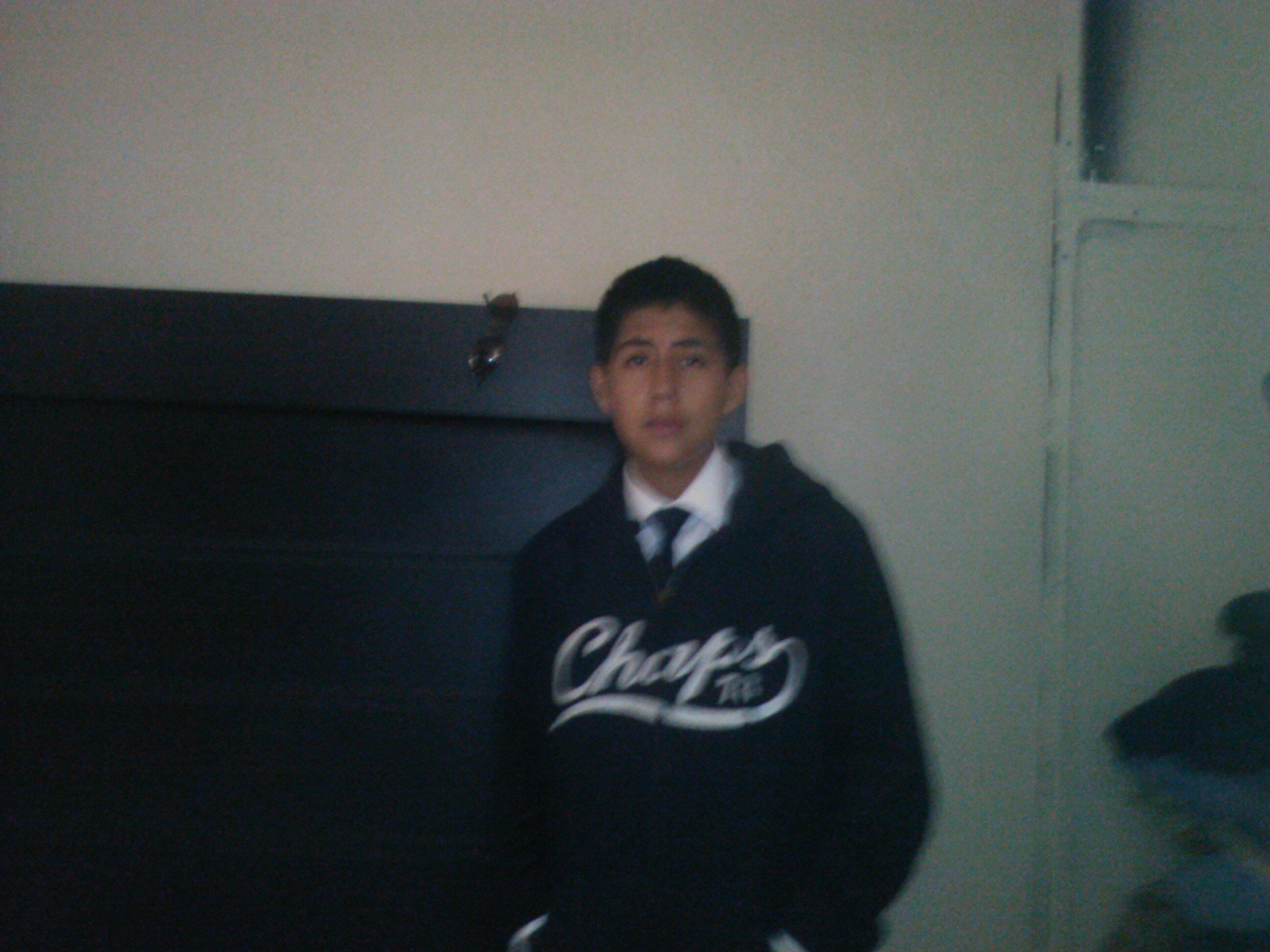 hola /u\