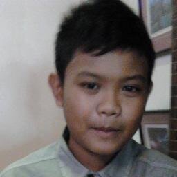IS A GAMER :)