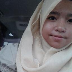 love Allah & Rasul.. love my parents,family,,,and my chubby sweetheart! haha ;)