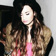 tipolovato's profile picture. ♡ ddl mrc ♡