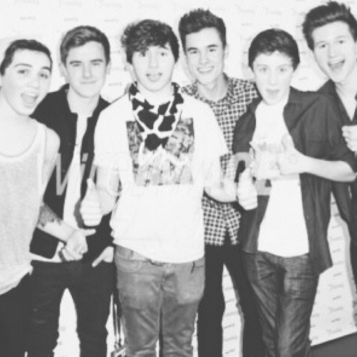 @moransupport is going to be giving this account away for xmas with 6/6 :)