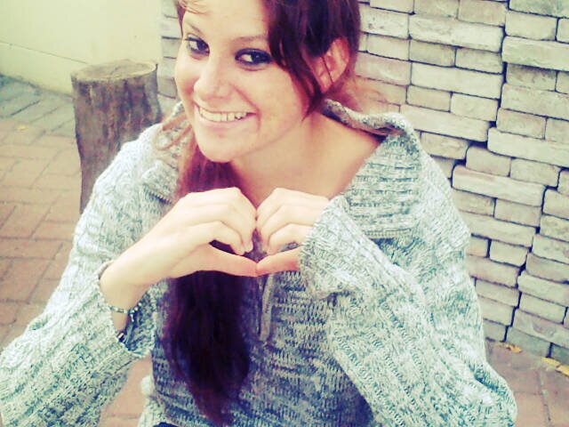 AmberKeryn's profile picture. 