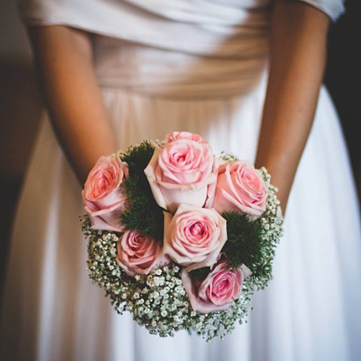 dm4wedding's profile picture. 