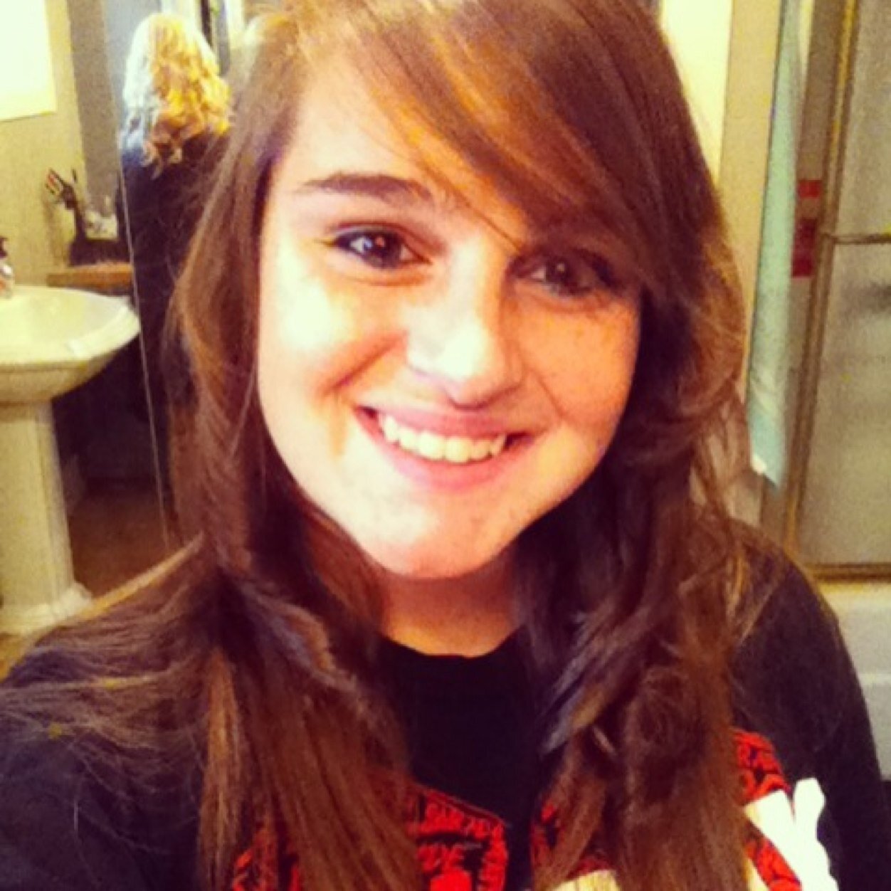 17. Flautist. Artist. May or may not be obsessed with Pentatonix and Supernatural. Let's be friends ;)