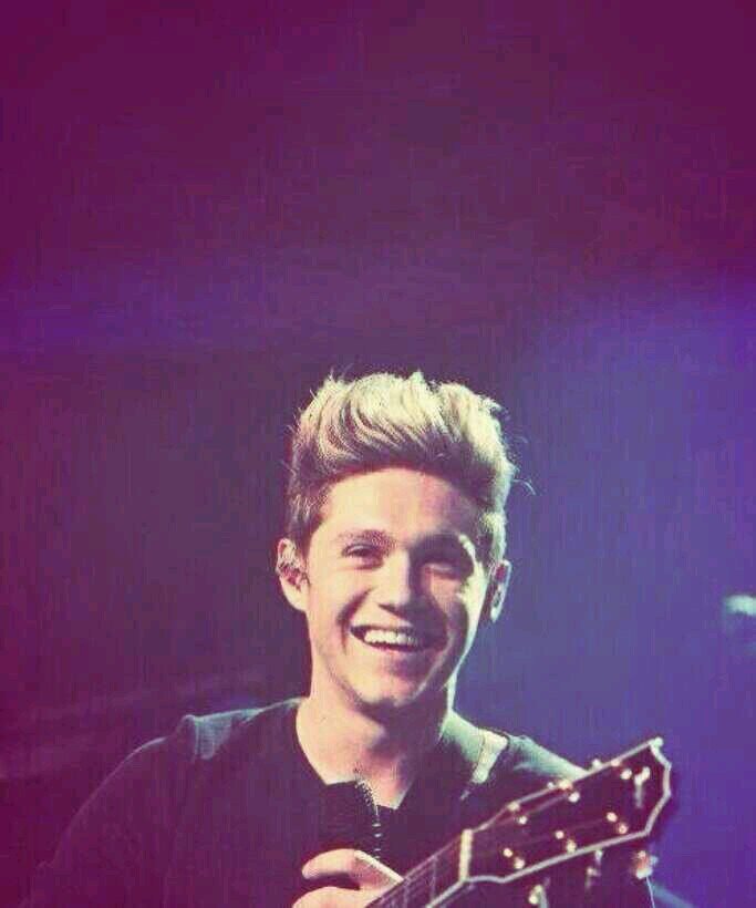 i gave you a free follow bc ily so pls follow @hootenanyniall?