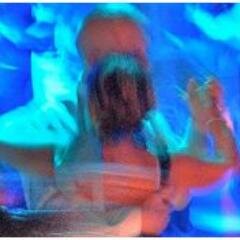 Quiero comunicar con apasionados (as) de tango y musica (nuevo DJ) muy interesado America latina,, literatura clasica,