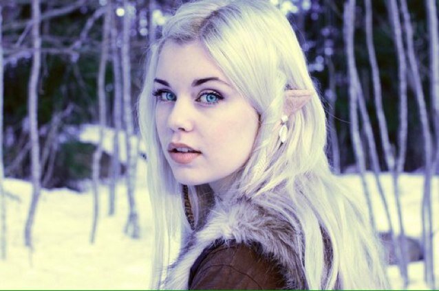 Aynanen, daughter of Ayana daughter of Ayenan, Im from Mirkwood, Married to @JackSharples2, and my beautifull young angel @AnnaOfSummer