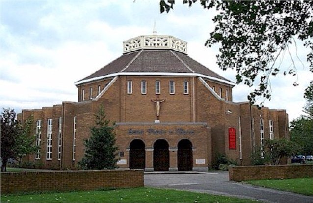 Saint Peter-in-Chains Catholic Church. Shrine Church of Our Lady of Doncaster.