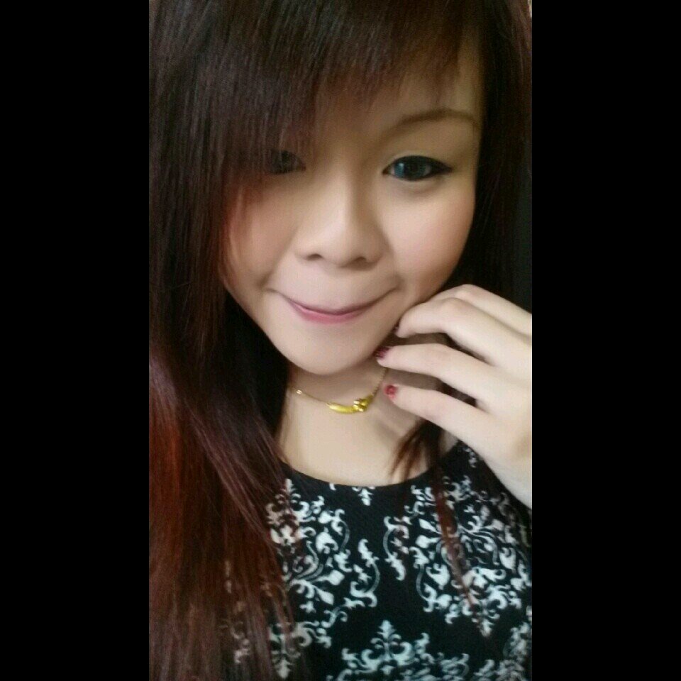 teawithpearls's profile picture. A fan of @tylerwardmusic 
Hehehehe