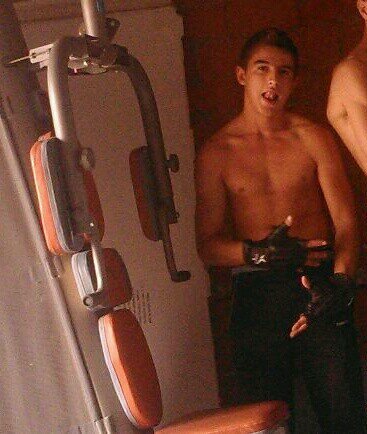 noxeeviejaaa a gandia de festaaa a topeee ....._______£