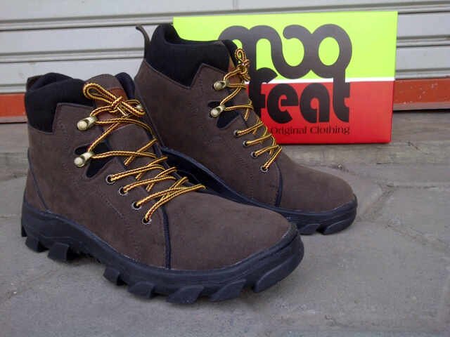 Official Galeri Sepatu PTK | Menjual berbagai jenis Sepatu Import & Handmade | Harga Kaki Lima Kualitas Bintang Lima | Telp #085751480504 | Pin #25C69252