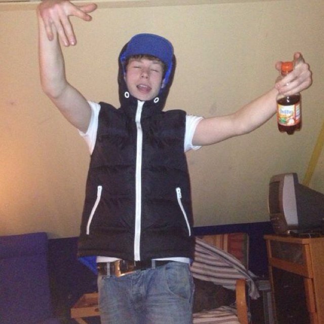 QUINTEN_FR12's profile picture. -Wiz Khalifa & SnoopLion