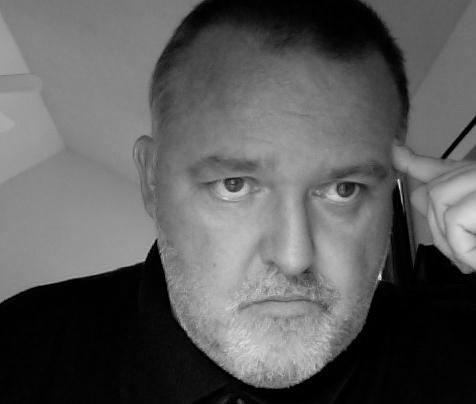 Java business analytics, data wrangler, search, semantic tech. F1, Apple and Jeep olllllllo fan. Today I will be mostly moving data from here to there...