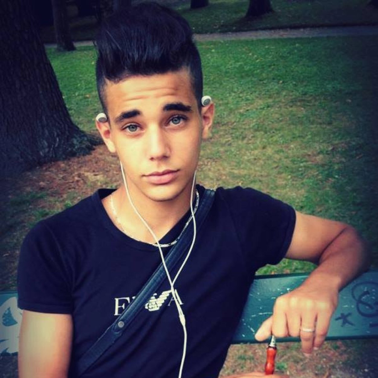 AmSTkkT's profile picture. Si Je Te Follow Follow Back