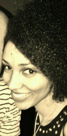 Film fanatic and stop-motion animation junkie. 
Also lover of 50's fashion and food ♡