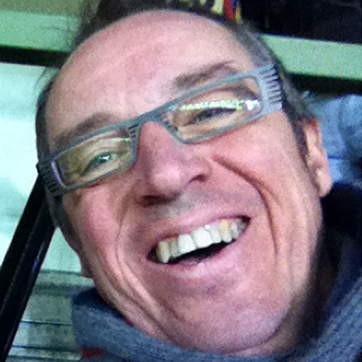 PierreChr's profile picture. CEO Symo Parasols
Symo Terrace Parasols = functional, quality, durable
Sywawa Sunbelievable Beauty = the same as above + design & fun
Hospitality + private