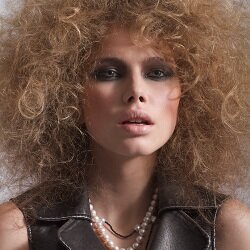 ettFrisb's profile picture. Девиз садо-мазохисток «Лупи и будь лупимой!»