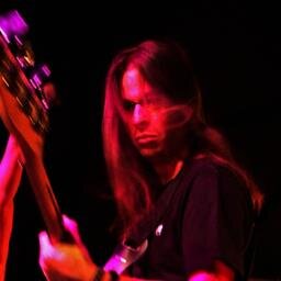 basvandis's profile picture. Webcom | Digiskillz | Everything 3.0 | Bassplayer | Gedichtenmakelaar | Urban design | Overijssel | Ervaarmakelaar |