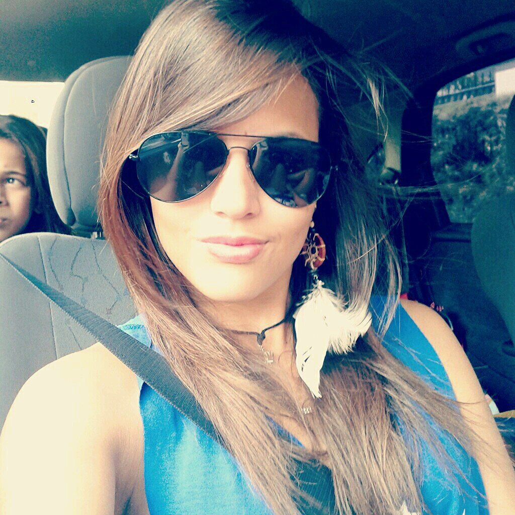 Morena Sabor PIMENTA...=^.^=.#Model #AtrizTeatral #Top #Geminiana #Chocolatra http://t.co/feEKefWBTg… . http://t.co/0bpa7JsibG .instagram.com/mallualbuquerq…