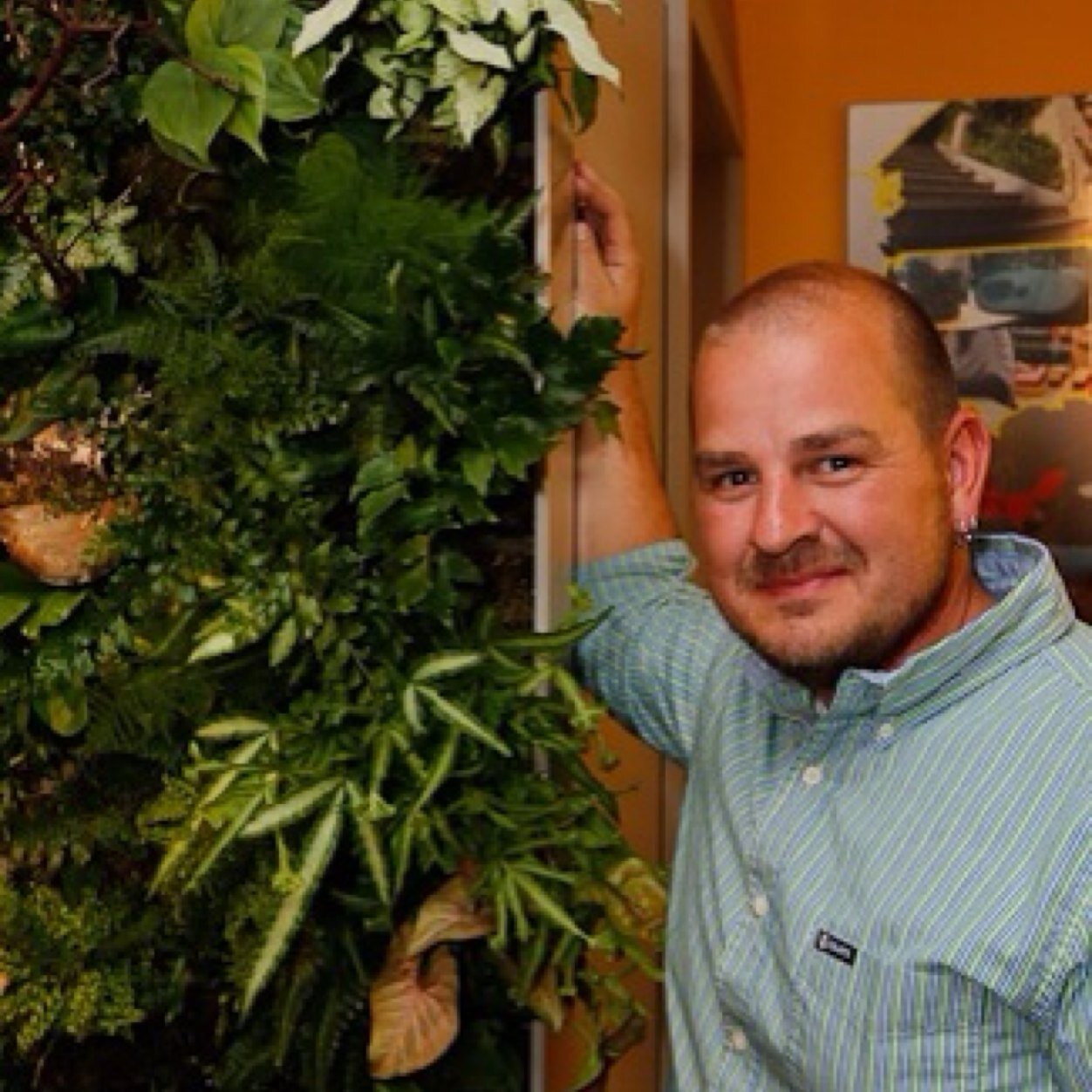 Passion for the natural world specializing in ecofriendly landscape/floral design, living wall/roof systems and rain harvesting/stormwater systems
