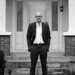 Mortgage and Real Estate guru. Lover of music. When not working, I climb, backpack, run, hike, kayak, and travel.