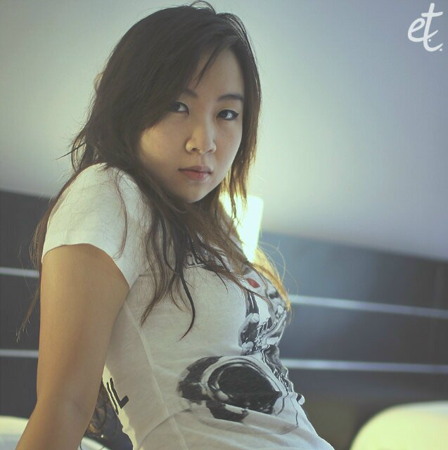 Female Homo Sapien |  Lover | Singer | Jeweler | Omnivore | Private diamond seller