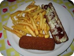 Frikandel Speciaal