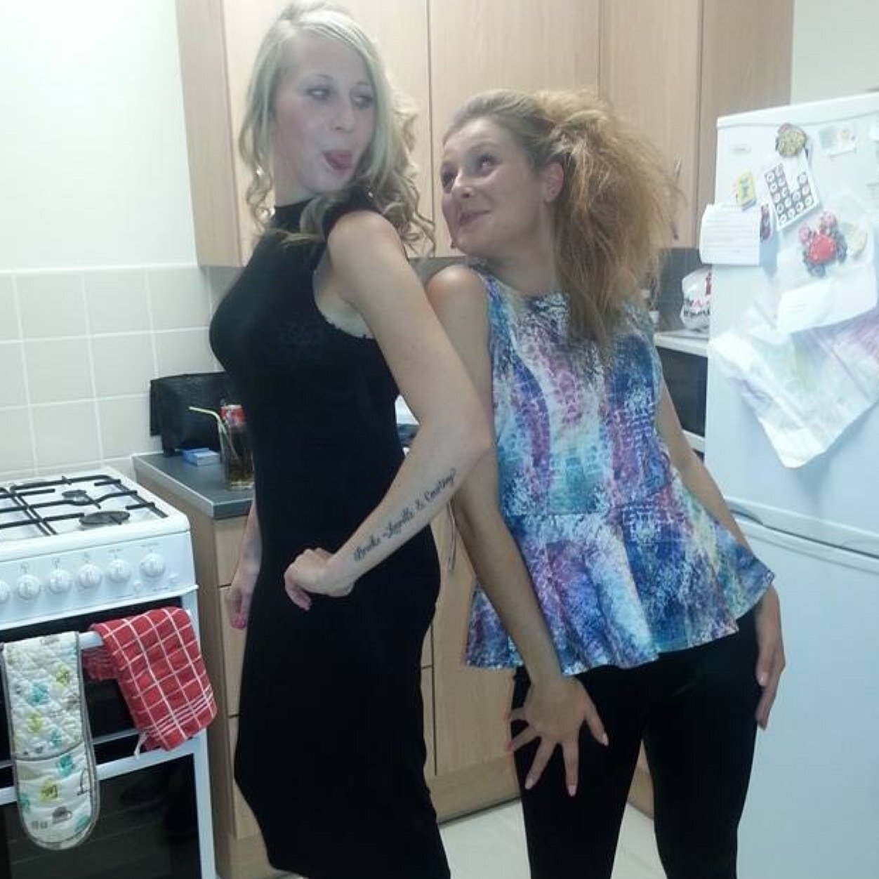 chloehayward69's profile picture. 