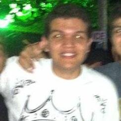 tô voltando pro twitter pq descobri que a vida é mais inútil sem ele.