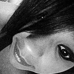 sou chata, irritante, idiota, gosto dii zuação. dii td tipo dii musica amo rock ♥ mais minha vida ée ho funk ostentação ♥ #AmoQuemMeAmaFodasseQuemMeOdeia#
