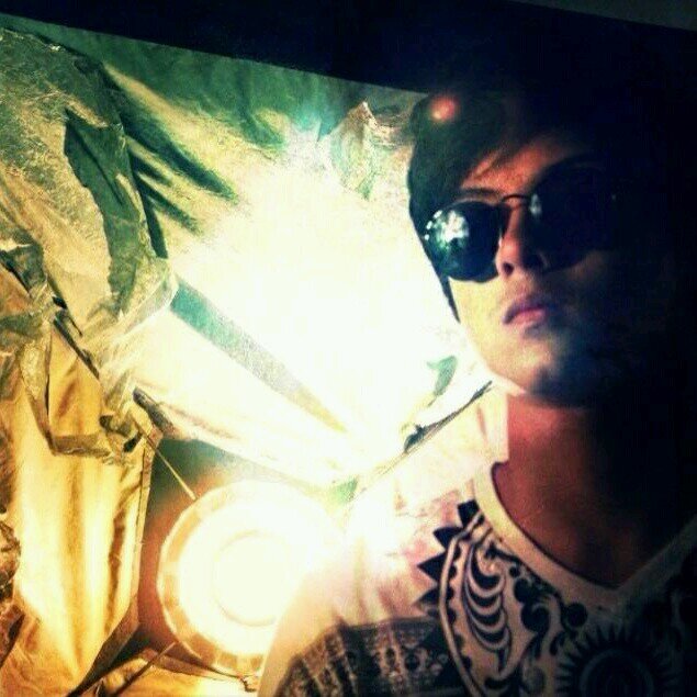 #guitarist for worship band#guitarist for imannual band boys#my inspiration@sunghajung#taken by @lilyscarlett96#follow me#i love my followers#