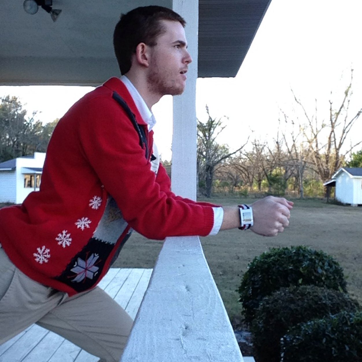 Mitchwach's profile picture. I eat sixteen saltine crackers then I lick my fingers