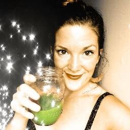 I help busy, creative women create an amazing life and a body to match. Learn more at https://t.co/nBtxUwf2Zr.