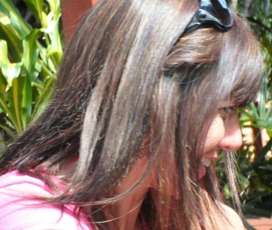 a veces trato de ser normal ,pero m aburro y vuelvo hacer yo:):):)