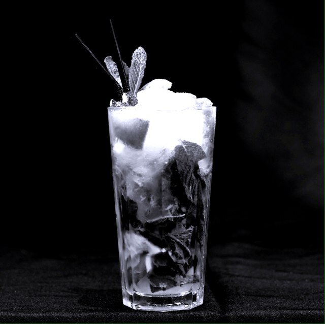 Local independent free house in the heart of Hereford! Loads of amazing drinks offers and great food served seven days a week..