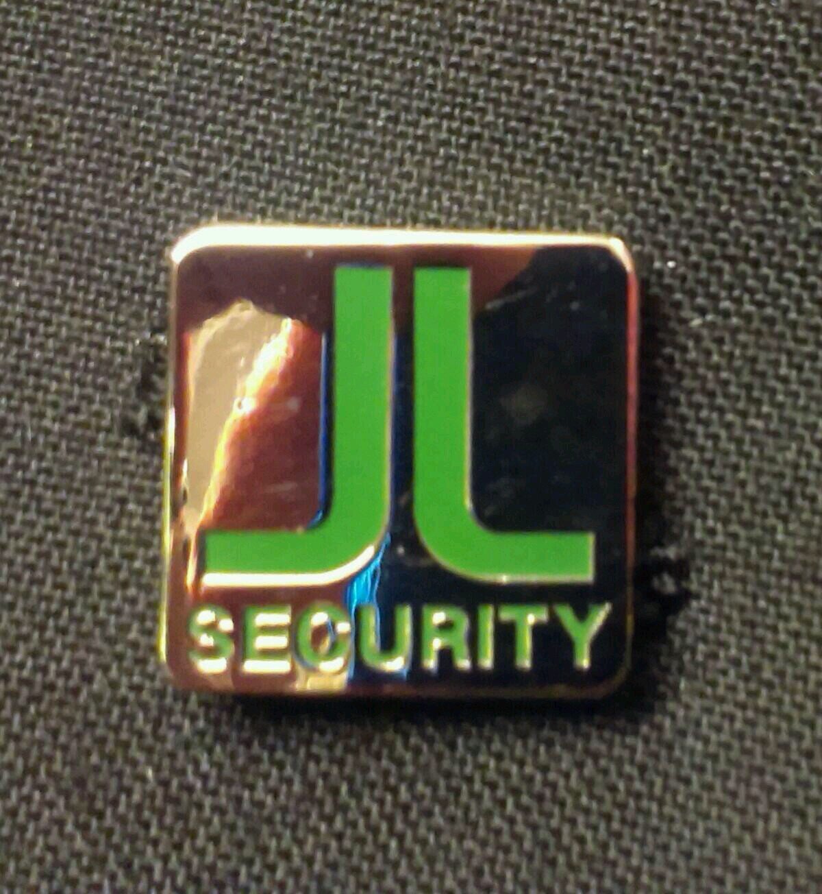 julzphone66's profile picture. arty smarty