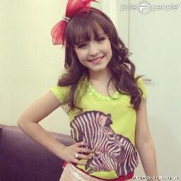 Vou caçar mais de um milhão de vagalumes por ai , pra te ver sorrir eu posso colorir o céu de outra cor .. @larimanoela  diva 3 ...