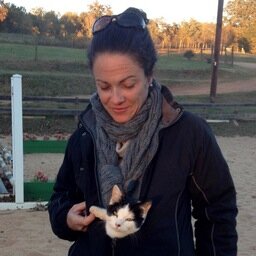 Writer, coach, riding instructor, I was raised in a barn and now spend my time figuring out how farms heal us.