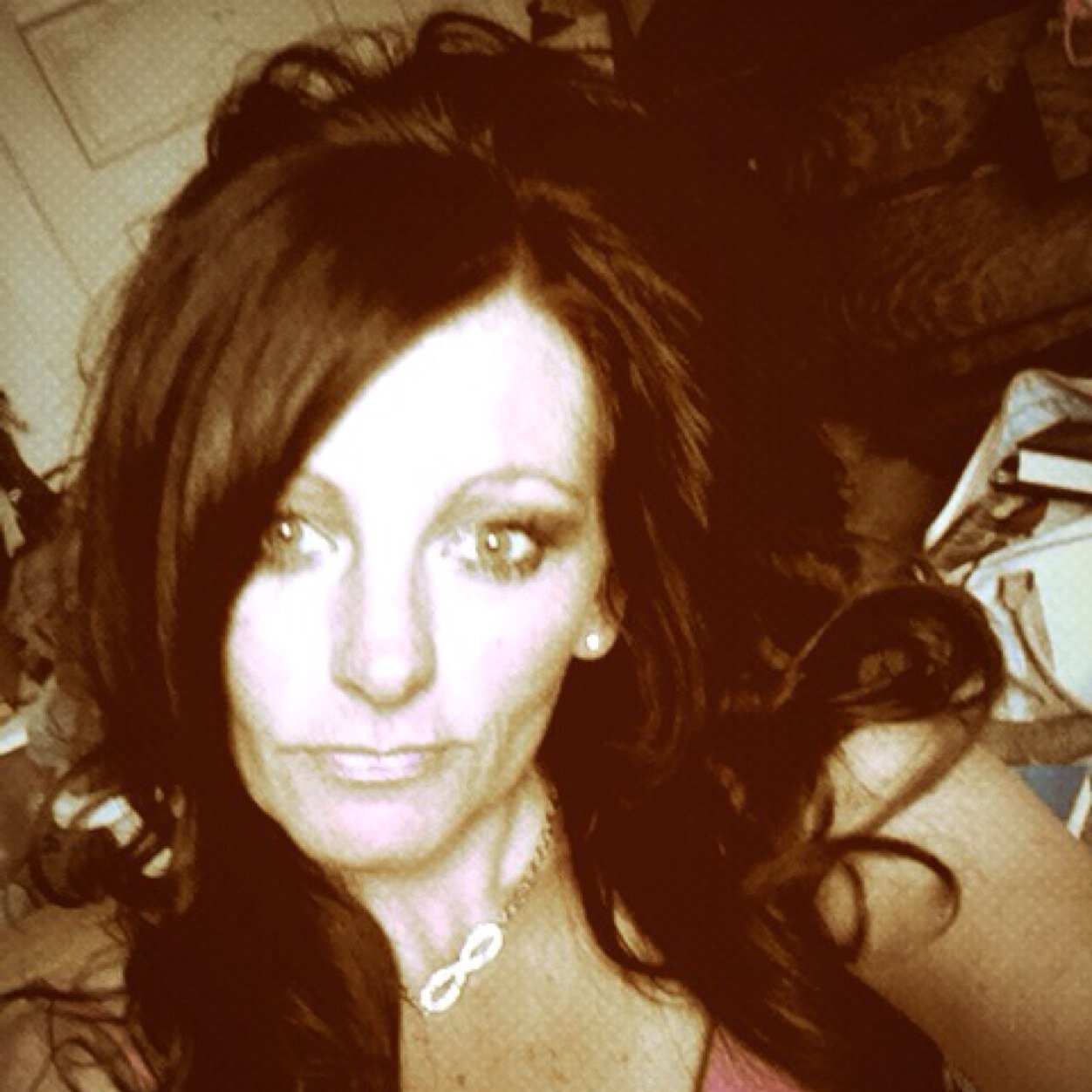 MsMay2204's profile picture. Im 36 -small town big dreams.. I love all things beautiful..Cherish my 2 children and Im a widow as well as a cancer survivor writing a book..