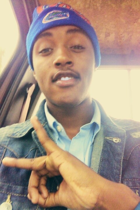 i cheated on my fears, broke up wit my doubts, got engaged with my faith and i now im marrying my Dreams.. straight like that