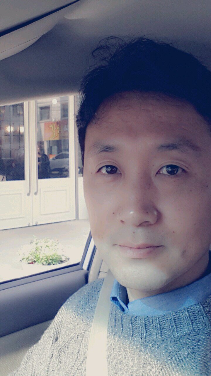 가을바람 쉬어가는 추풍령, 단해교회에 깃들어지냅니다. 누군가의 여백이길 바라며... 여백의 여백이길 바라며... 
(팔로하시고 멘션 주시면 저도 따라갑니다.)